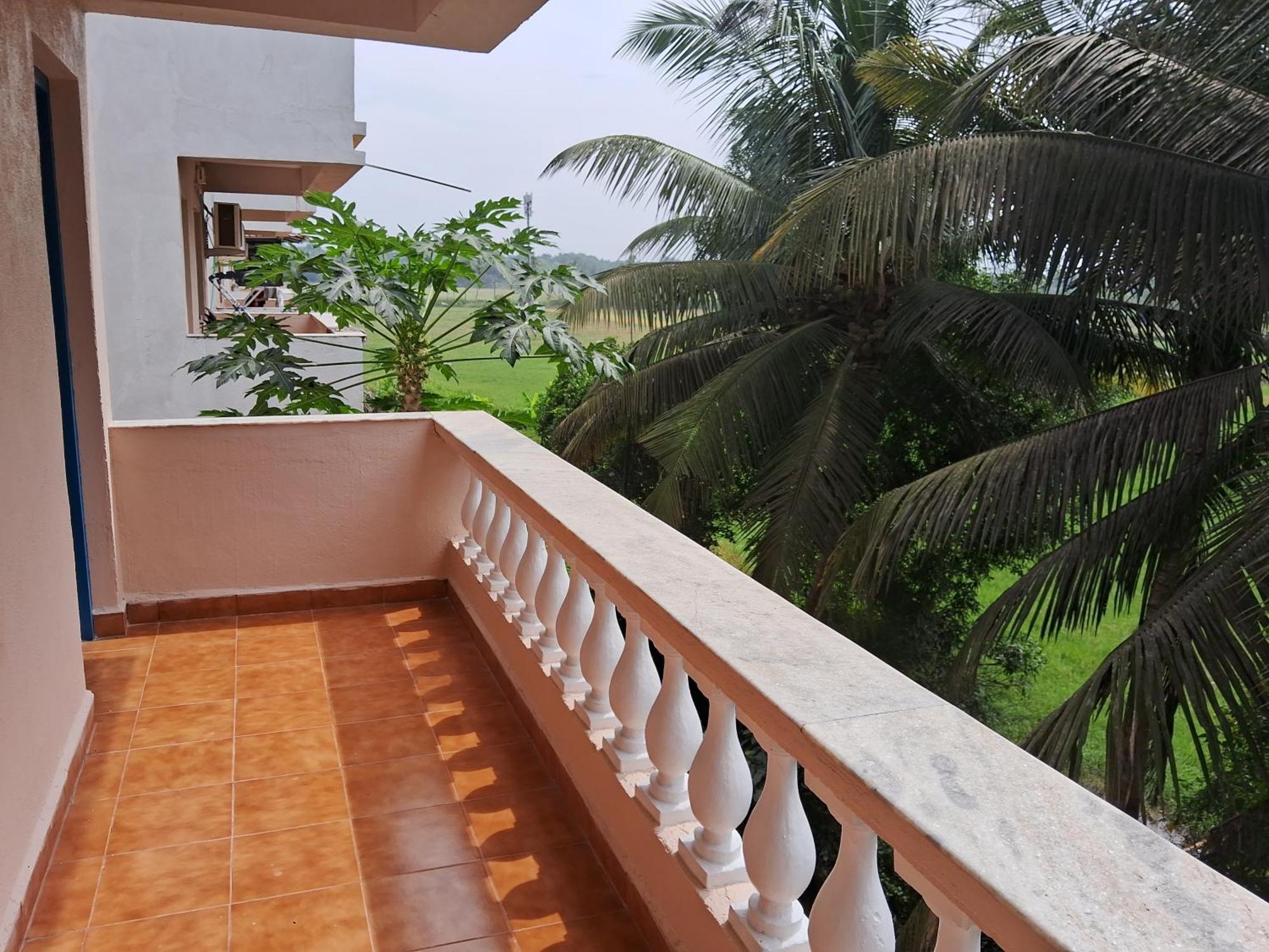 Coconut Grove Holiday Apartment Варка Екстер'єр фото